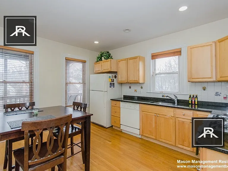 128 Minden St #3 — Photo 2