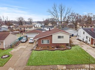 61 E Wrightwood Ave, Glendale Heights, IL 60139