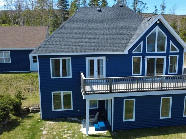 16 Lakeview Drive, Humber Valley Resort, NL A2H2N2