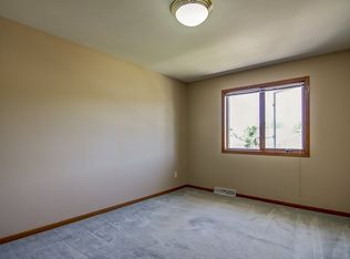 3525 Mammoth Trl, Madison, WI 53719