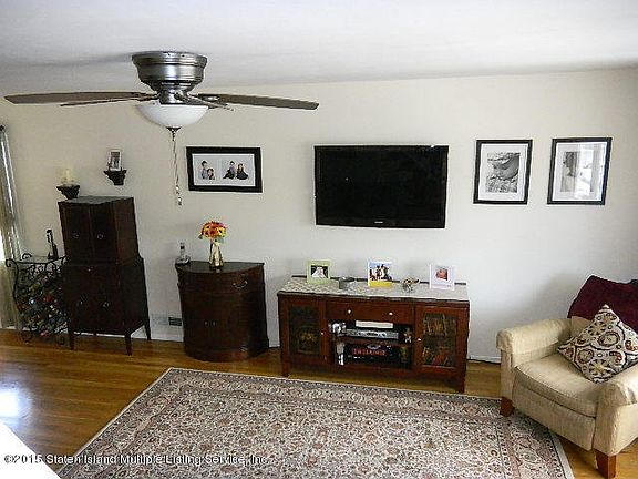 5th image of 58 E Broadway