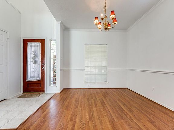 3rd image of 10811 Kleberg Place Drive