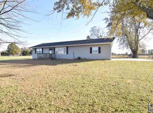 3517 74th St, Meriden, KS 66512