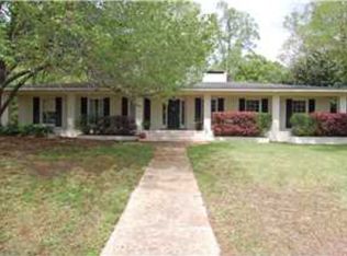 3932 Pembrocke Ave, Mobile, AL 36608