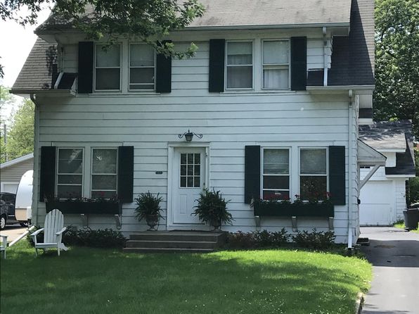 1322 Edgewood Rd