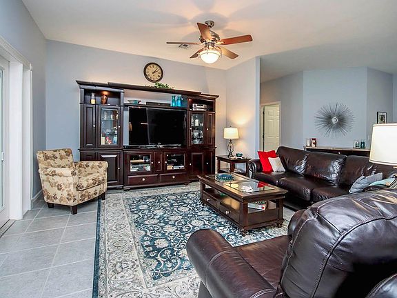 5th image of 15602 Caloosa Creek Cir