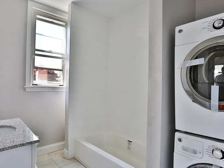 73 Barnes Ave #3 — Photo 16