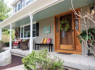 205 Holcomb St, Simsbury, CT 06070