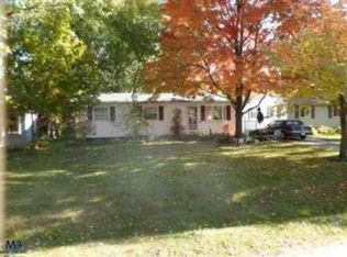 23836 Harrellson St, Macomb, MI 48042