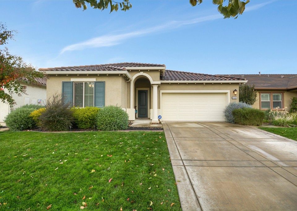 1st image of 3590 Rosecrest Cir