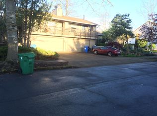 2910 Cheryl St, Eugene, OR 97408