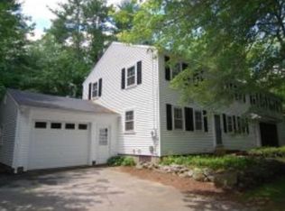 118 Searles Rd, Nashua, NH 03062