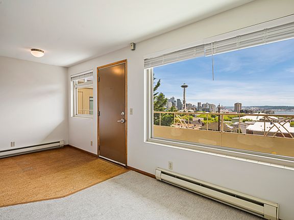 2nd image of 100 Aloha St #516