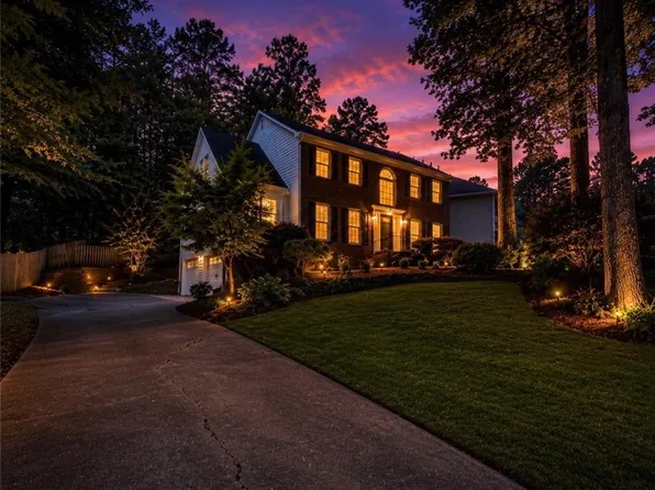 4817 Ridgewood Creek Dr NW, Acworth, GA 30102
