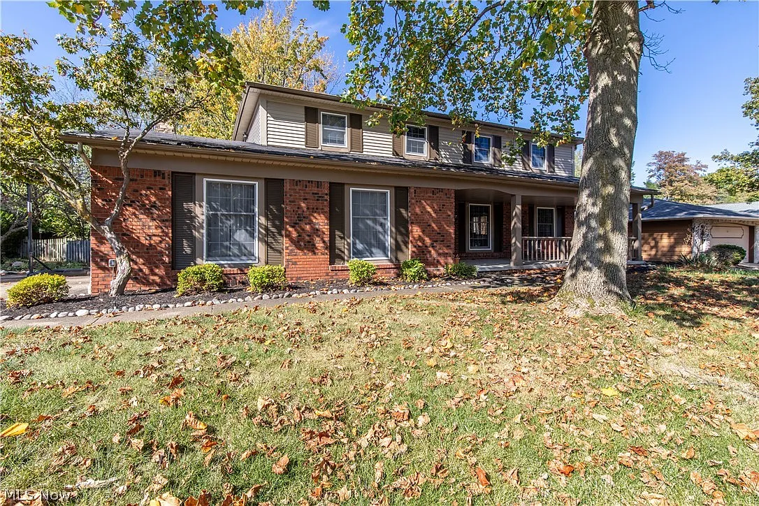 20854 Burgandy Dr photo 1
