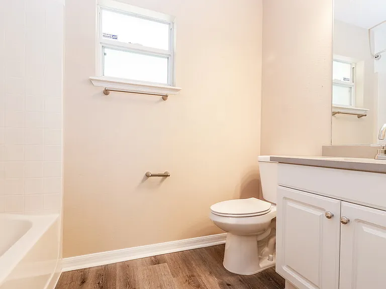 14017 Tudor St — Photo 15