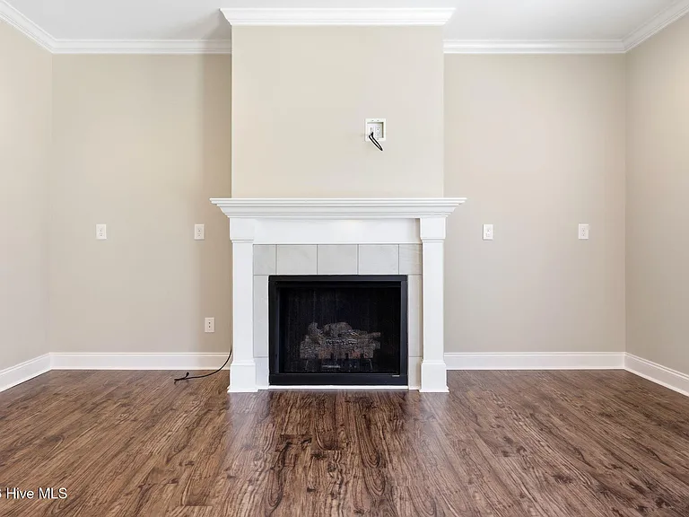 318 Dunston Rd — Photo 16