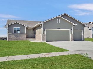 12502 E Casa Bella St, Wichita, KS 67207