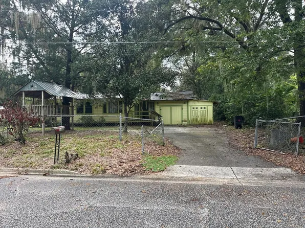 116 SE 49th Dr, Gainesville, FL 32641