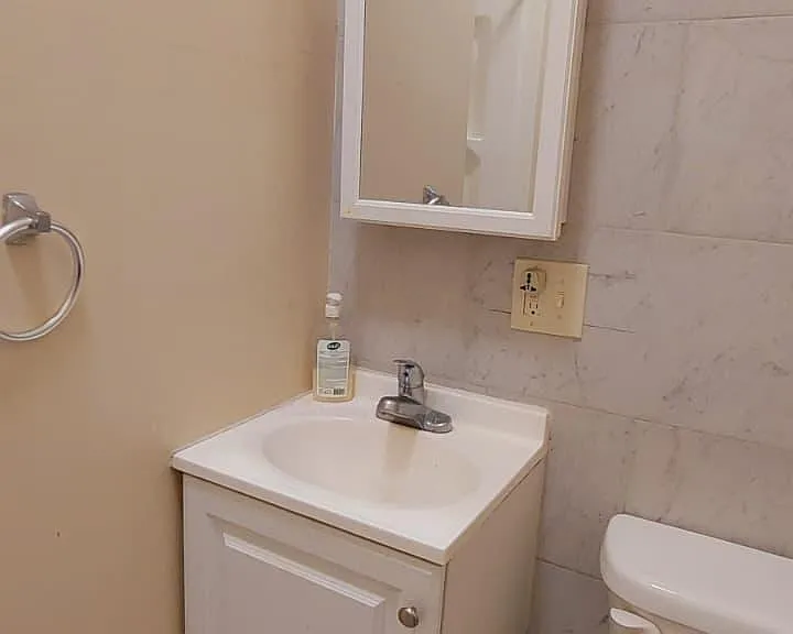 22 Liberty Ave #2A — Photo 5
