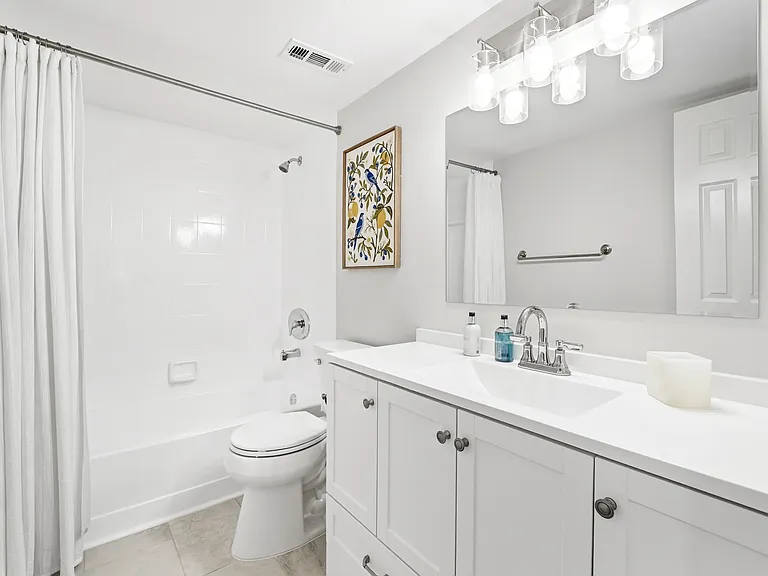 3219 Horse Carriage Way #3 — Photo 19