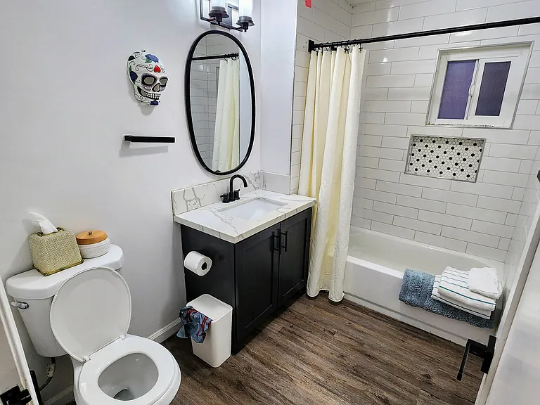 2074 Newton Ave #A — Photo 8
