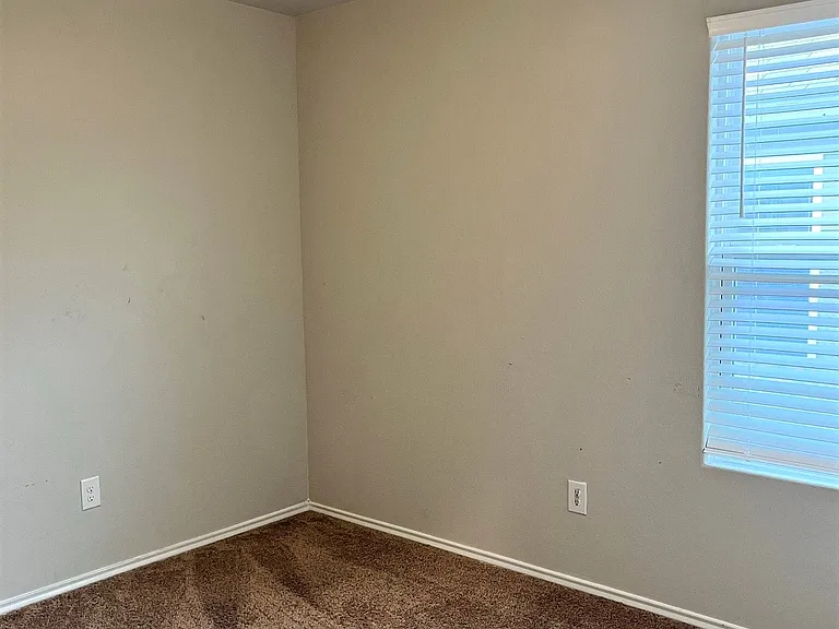 7515 Crestway Rdg — Photo 13