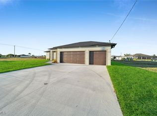 9 NE 5th Terrace Cpe, Coral, FL 33909