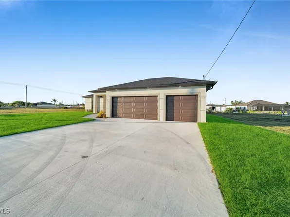 9 NE 5th Terrace Cpe, Coral, FL 33909