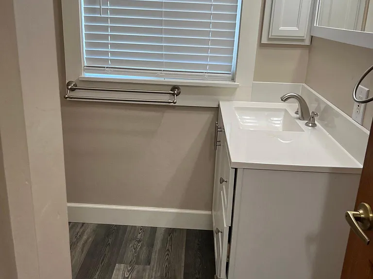 407 Berry St — Photo 18