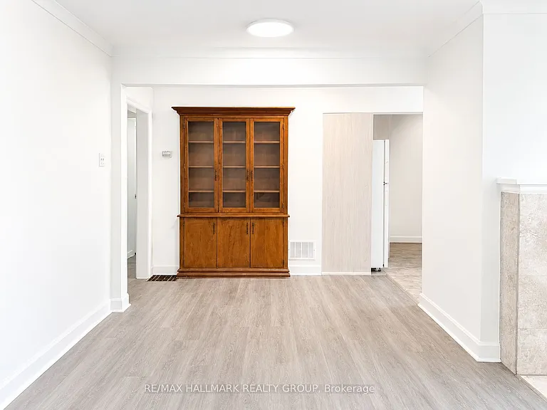 1262 Brookline Ave — Photo 4