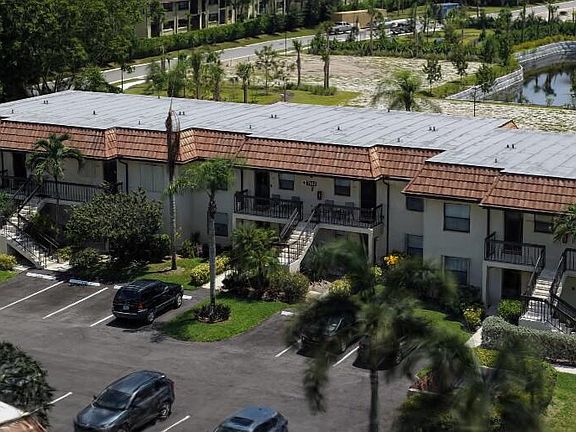 2nd image of 7142 GOLF COLONY Court #102
