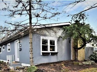 781 Parkway Rd, Allentown, PA 18104