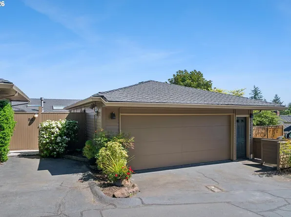 50 Condolea Ct, Lake Oswego, OR 97035