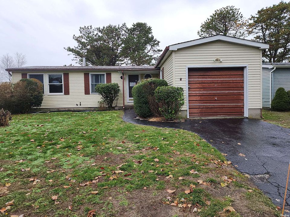 24 Limetree Dr 24, Manorville, NY 11949 MLS 3449247 Zillow