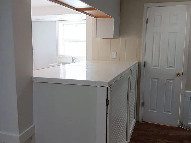 110 Middlesex Dr — Photo 27