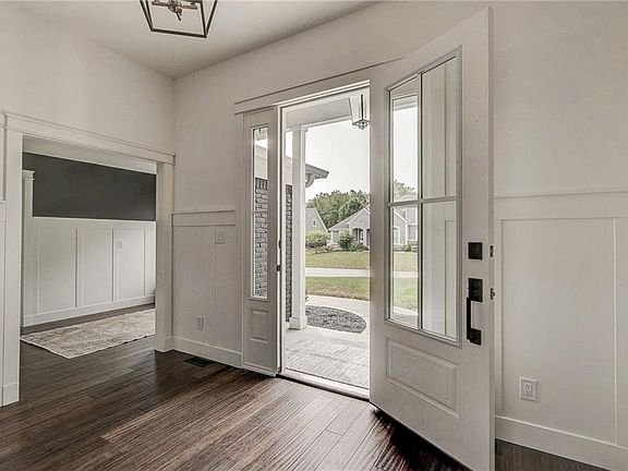 5th image of 10595 Wildwood Dr
