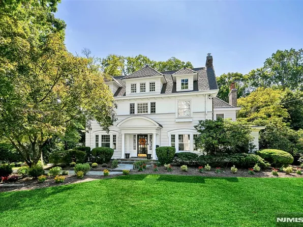 326 West End Avenue, Ridgewood, NJ 07450