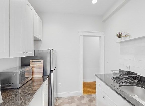2nd image of 56 Charlesgate E APT 138