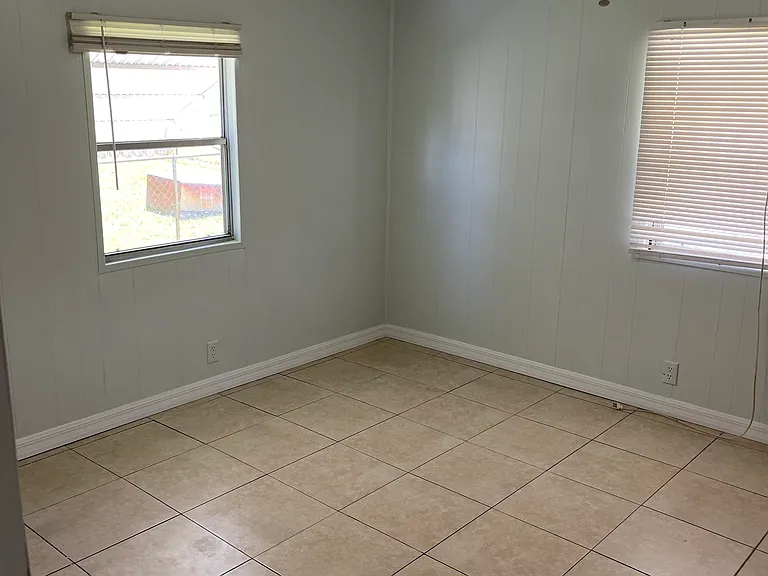 7159 SE Ridgeway Ter — Photo 4