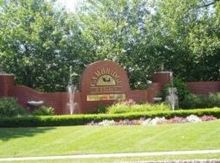 1 Cambridge Dr, Nutley, NJ 07110