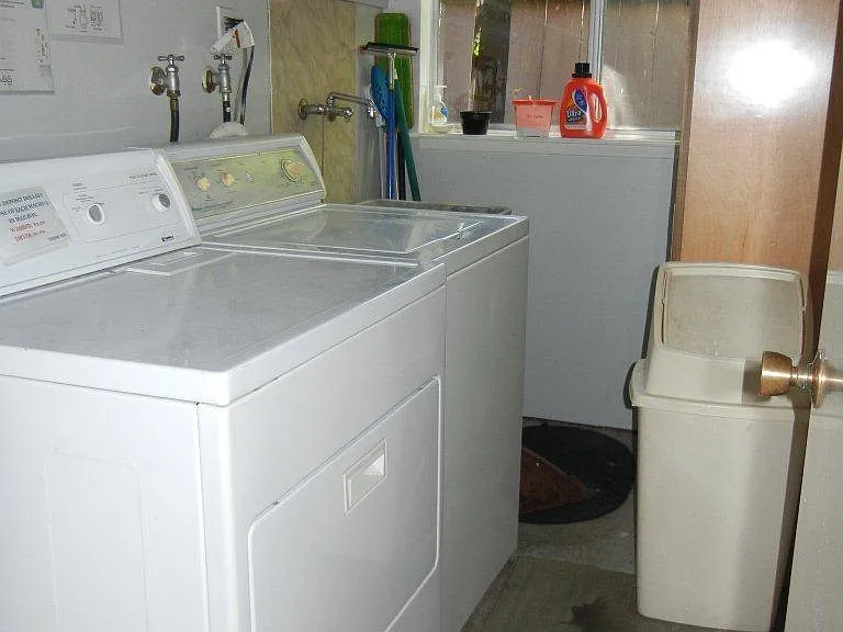 Shared Laundry with 2 other units