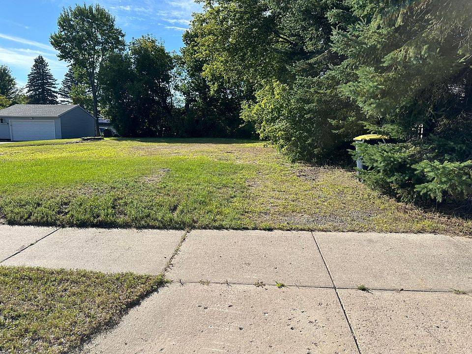 2nd image of 1115 Mason St