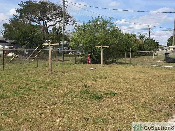 2nd image of 136 NW 13th Ave