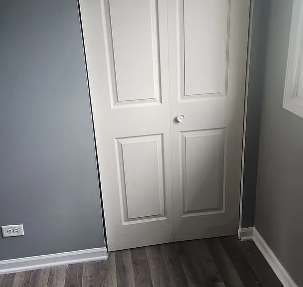 940 Miller Ave — Photo 12