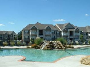160 Babbling Brook Ln, Saint Charles, MO 63303