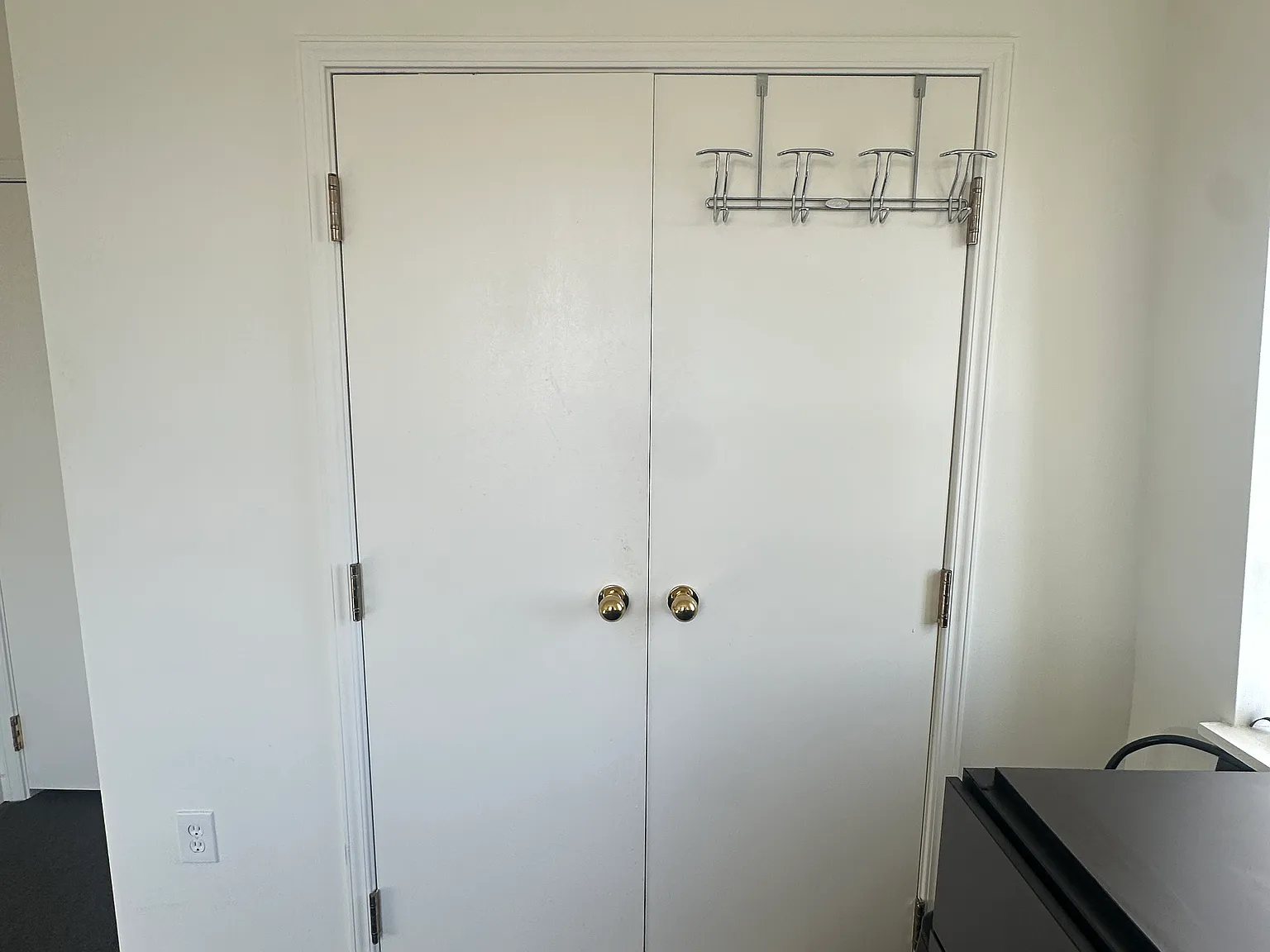 6 bed, 1436 sqft, $1,000 — Photo 4