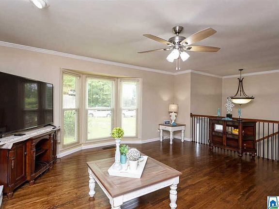 3rd image of 1434 Whirlaway Ct