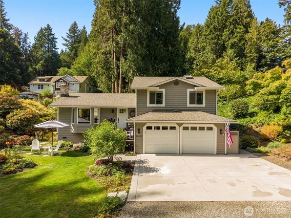 18621 95th Avenue NE, Bothell, WA 98011