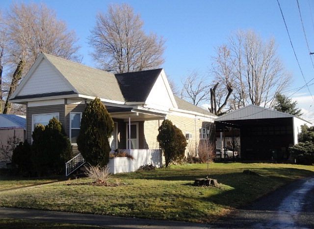 1st image of 416 E Mustard St